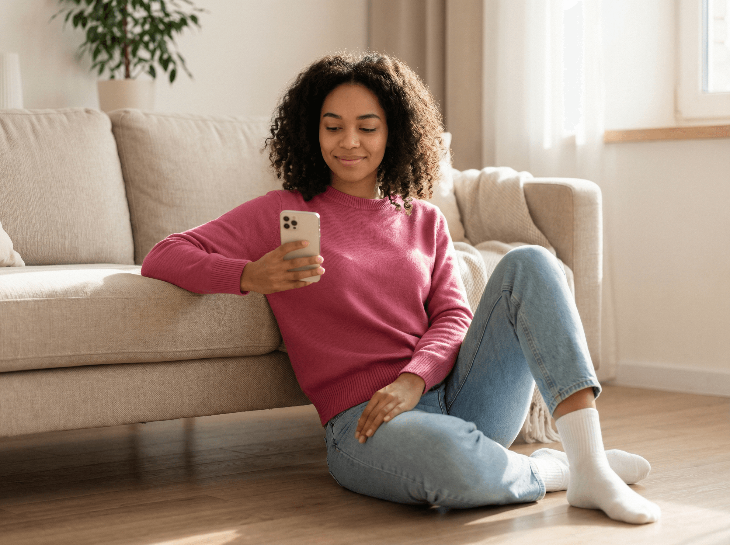 Pessoa usando o celular